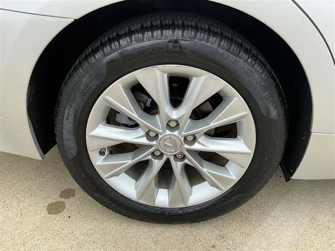 Used 2014 Lexus ES 300h w/ Luxury Package w/Bamboo Trim FWD image 24