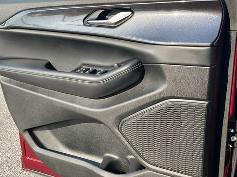 Used 2023 Jeep Grand Cherokee Altitude image 26