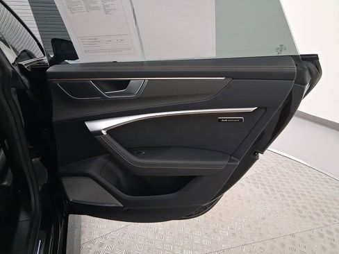 Used 2024 Audi RS 7 Performance w/ Bronze Edition image 31