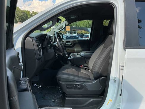 Used 2021 Chevrolet Silverado 1500 RST w/ Z71 Off-Road Package AWD/4WD image 13