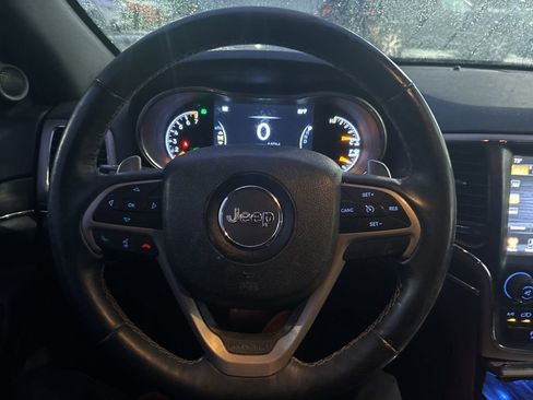 Used 2016 Jeep Grand Cherokee Limited image 11