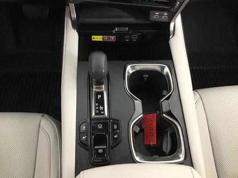 Used 2024 Lexus RX 350 Premium image 12