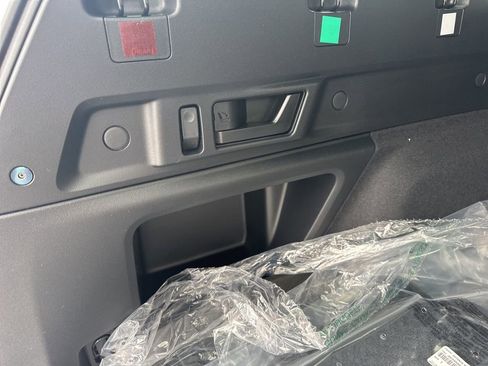 New 2026 Subaru Outback Premium image 29