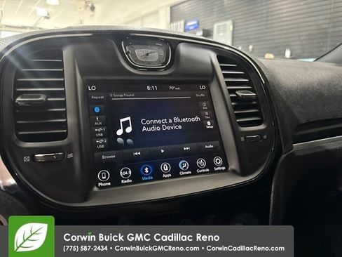 Used 2018 Chrysler 300 S AWD/4WD image 22