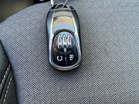 Used 2025 Buick Encore GX Preferred FWD image 20