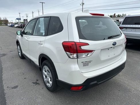 Used 2022 Subaru Forester AWD/4WD image 4