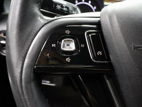 Used 2021 Lincoln Corsair AWD w/ Equipment Group 101A image 26