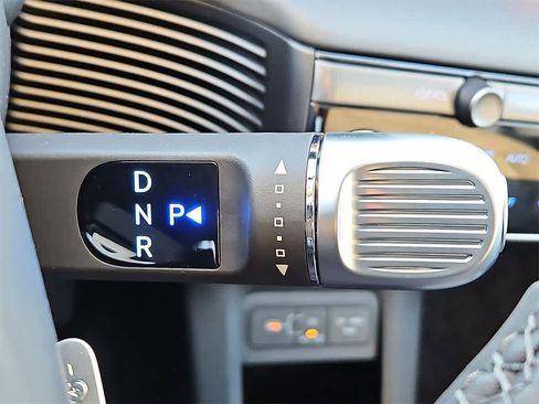 New 2026 Hyundai Ioniq 5 Limited image 10