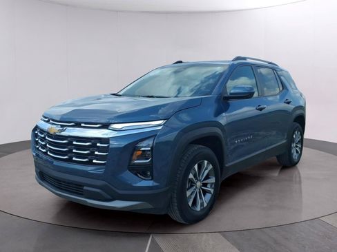 Used 2025 Chevrolet Equinox LT w/ Convenience Package II AWD/4WD image 1