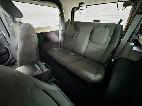 Used 2018 Jeep Wrangler Sport image 24