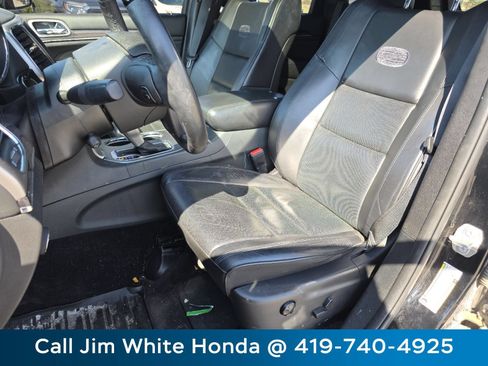 Used 2018 Jeep Grand Cherokee Overland AWD/4WD image 24