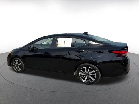 Used 2025 Nissan Versa SV FWD image 13