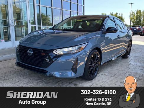 Certified 2025 Nissan Sentra SR w/ Midnight Edition FWD image 1