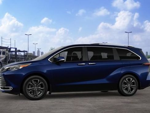New 2026 Toyota Sienna Platinum AWD/4WD image 4