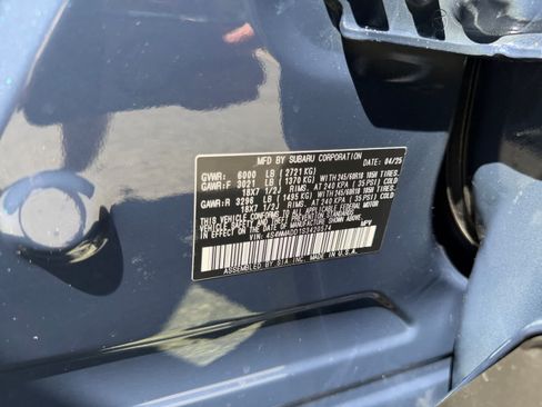 Used 2025 Subaru Ascent Premium AWD/4WD image 17
