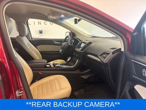 Used 2017 Ford Edge SEL w/ Equipment Group 201A FWD image 7