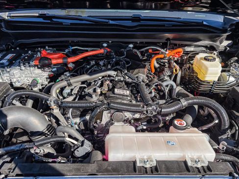 New 2025 Toyota Tacoma TRD Off-Road image 14