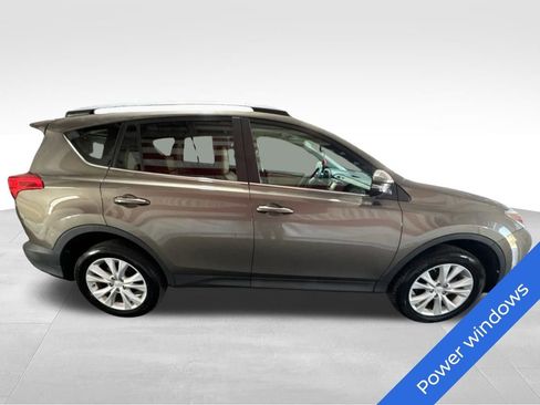 Used 2015 Toyota RAV4 Limited AWD/4WD image 4