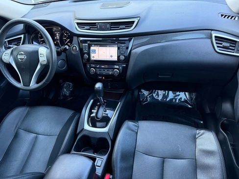 Used 2016 Nissan Rogue SL w/ SL Premium Package image 34