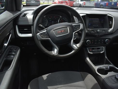 Used 2024 GMC Terrain SLE w/ LPO, Floor Liner Package AWD/4WD image 14