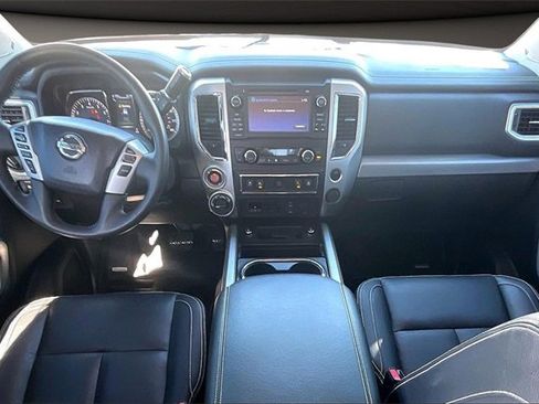 Certified 2018 Nissan Titan PRO-4X w/ Pro-4x Convenience Package image 13