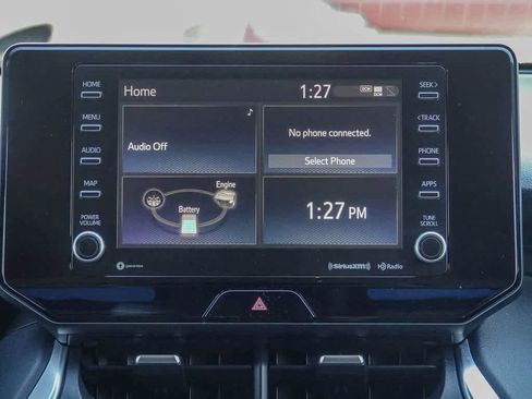 Used 2021 Toyota Venza LE image 12