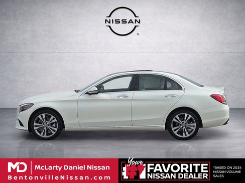 Used 2019 Mercedes-Benz C 300 4MATIC Sedan image 3