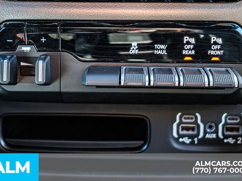 Used 2020 RAM 1500 Sport w/ Comfort & Convenience Group image 40