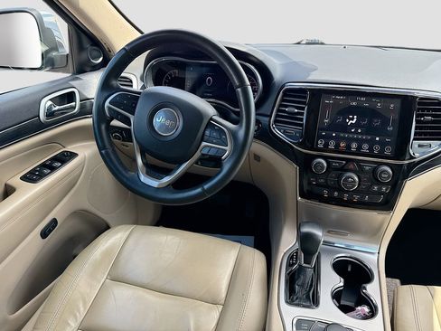 Used 2019 Jeep Grand Cherokee Limited AWD/4WD image 28