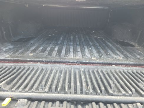 Used 2015 Ford F250 Platinum w/ Platinum Package image 27