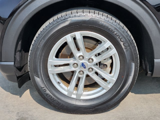 Used 2023 Ford Explorer XLT RWD image 11
