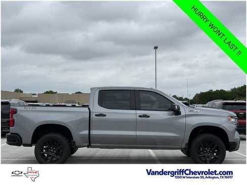 New 2026 Chevrolet Silverado 1500 LT Trail Boss w/ LT Trail Boss Premium Package AWD/4WD image 3