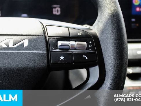 Used 2025 Kia K4 FWD image 23