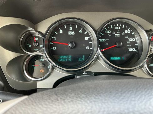 Used 2012 GMC Sierra 2500 SLE w/ SLE Preferred Package AWD/4WD image 12