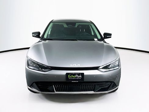 Used 2024 Kia EV6 Wind image 2