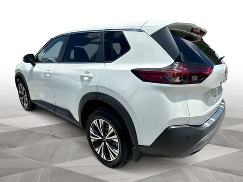 Used 2023 Nissan Rogue SV FWD image 6