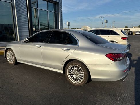Used 2022 Mercedes-Benz E 350 4MATIC Sedan image 10