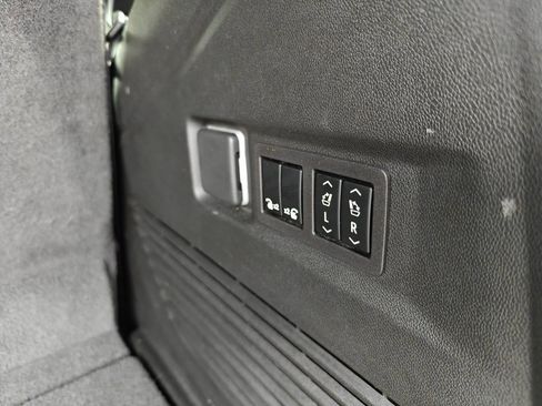 Used 2023 GMC Yukon AT4 w/ AT4 Premium Plus Package image 26