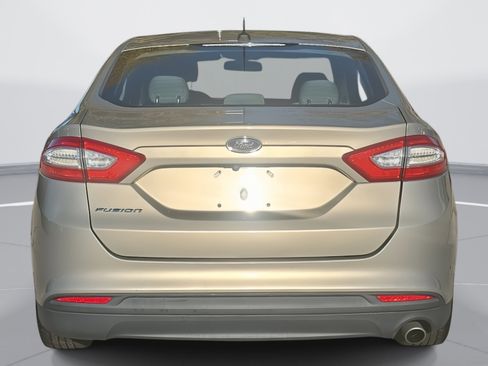 Used 2015 Ford Fusion S image 6