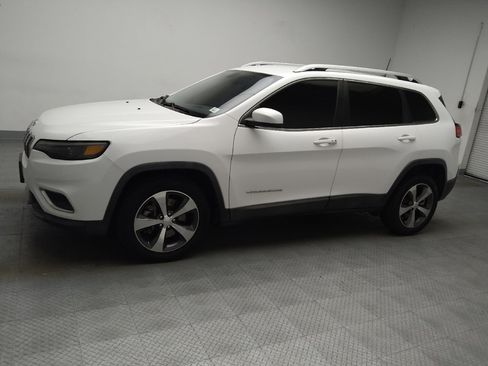 Used 2019 Jeep Cherokee Limited FWD image 2