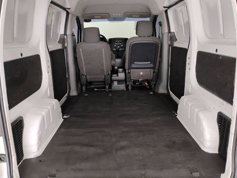 Used 2017 Nissan NV200 S image 16
