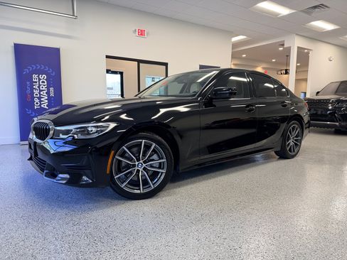 Used 2019 BMW 330i Sedan image 2