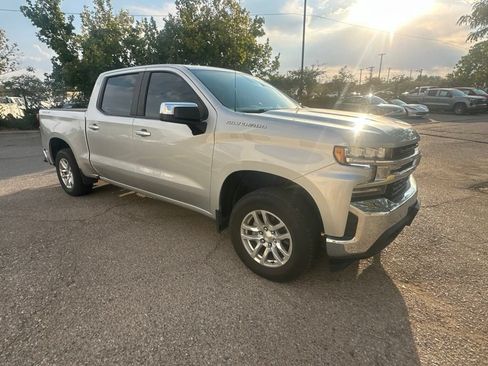 Used 2021 Chevrolet Silverado 1500 LT w/ Bed Protection Package AWD/4WD image 8