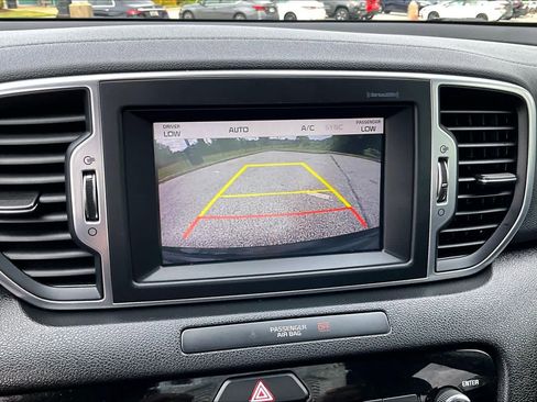 Used 2018 Kia Sportage EX AWD/4WD image 26