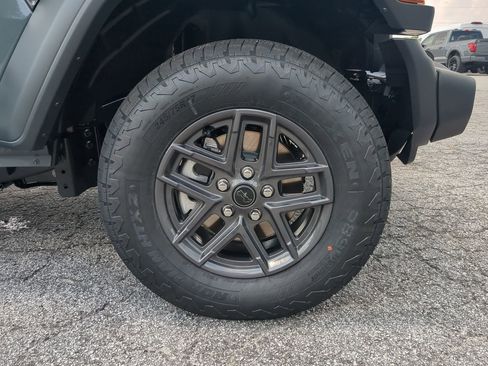 New 2025 Jeep Wrangler Sport S image 9