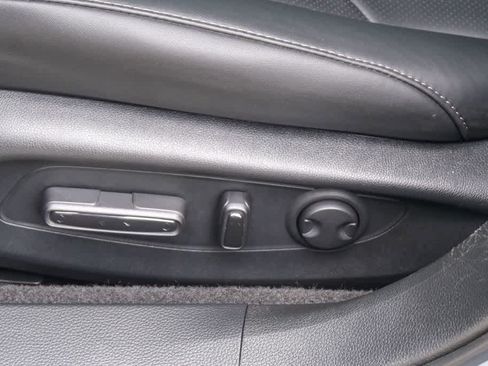 Used 2025 Honda Accord Touring image 19