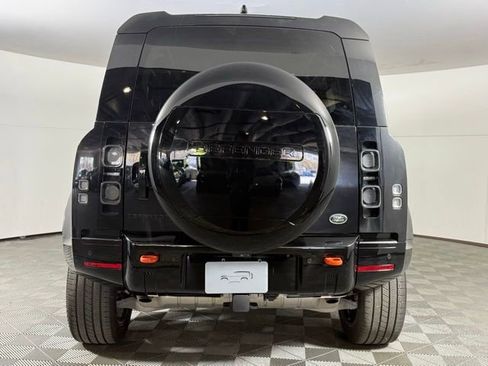 Used 2023 Land Rover Defender 110 X image 7