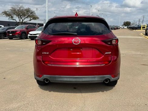 Used 2019 MAZDA CX-5 Touring image 5