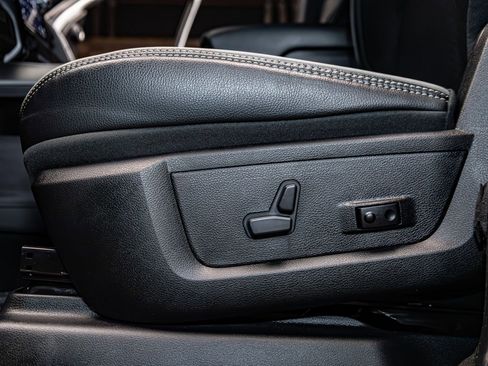 Used 2024 RAM 2500 Laramie w/ Night Edition image 24