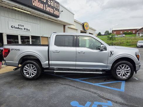 Used 2025 Ford F150 Lariat w/ Equipment Group 502A High AWD/4WD image 9